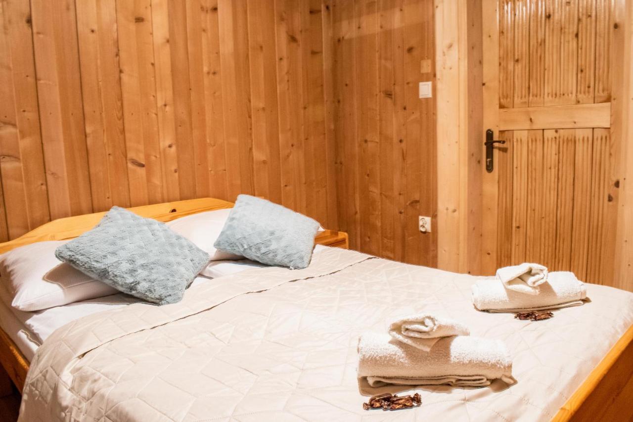 Apartamenty Dwupoziomowe U Ciotki Murzasichle Esterno foto